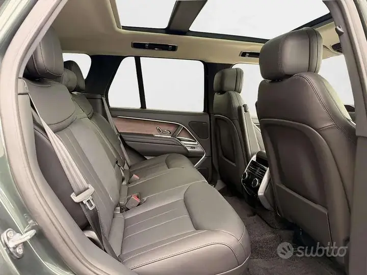 Land Rover Range Rover 2026 photo 5