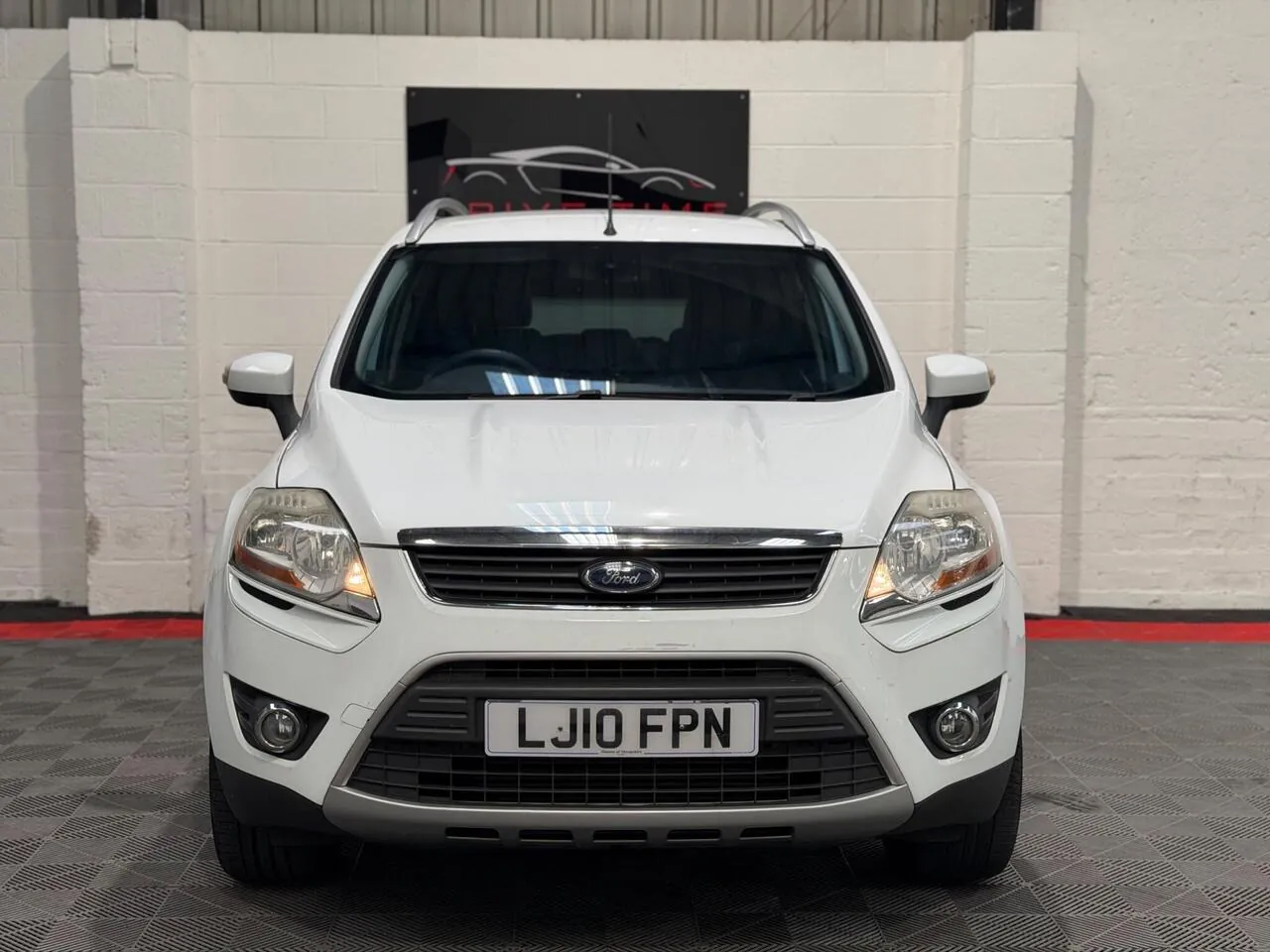Ford Kuga 2010 photo 2