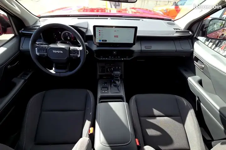 Toyota Hilux 2026 photo 3