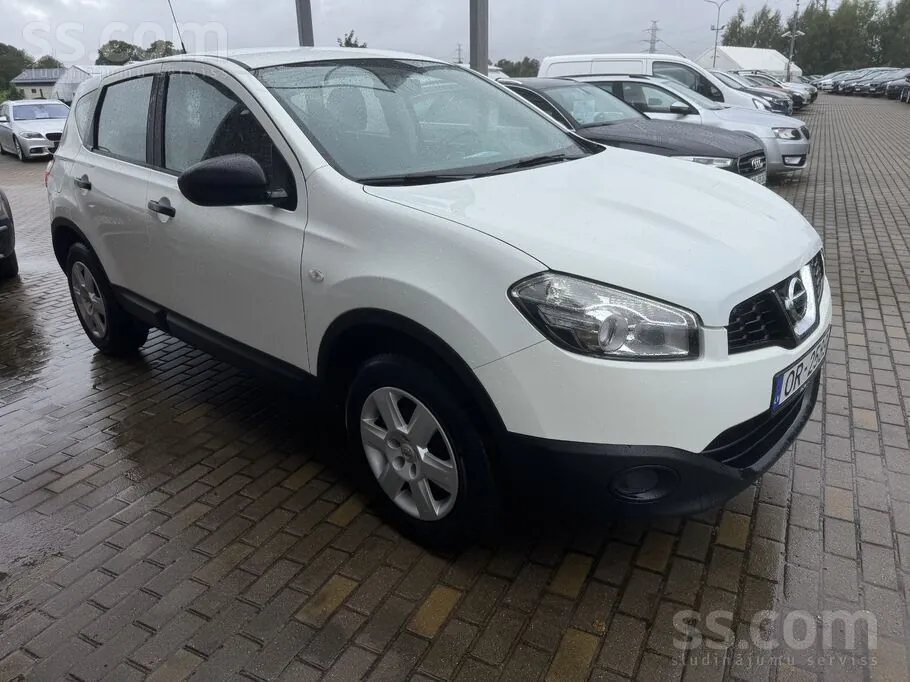 Nissan Qashqai 2010 photo 3