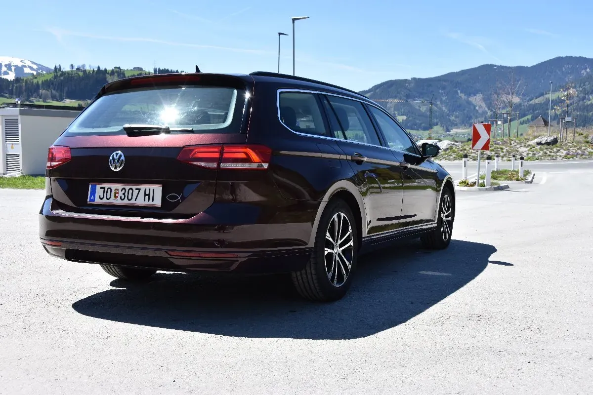 Volkswagen Passat 2016 photo 3