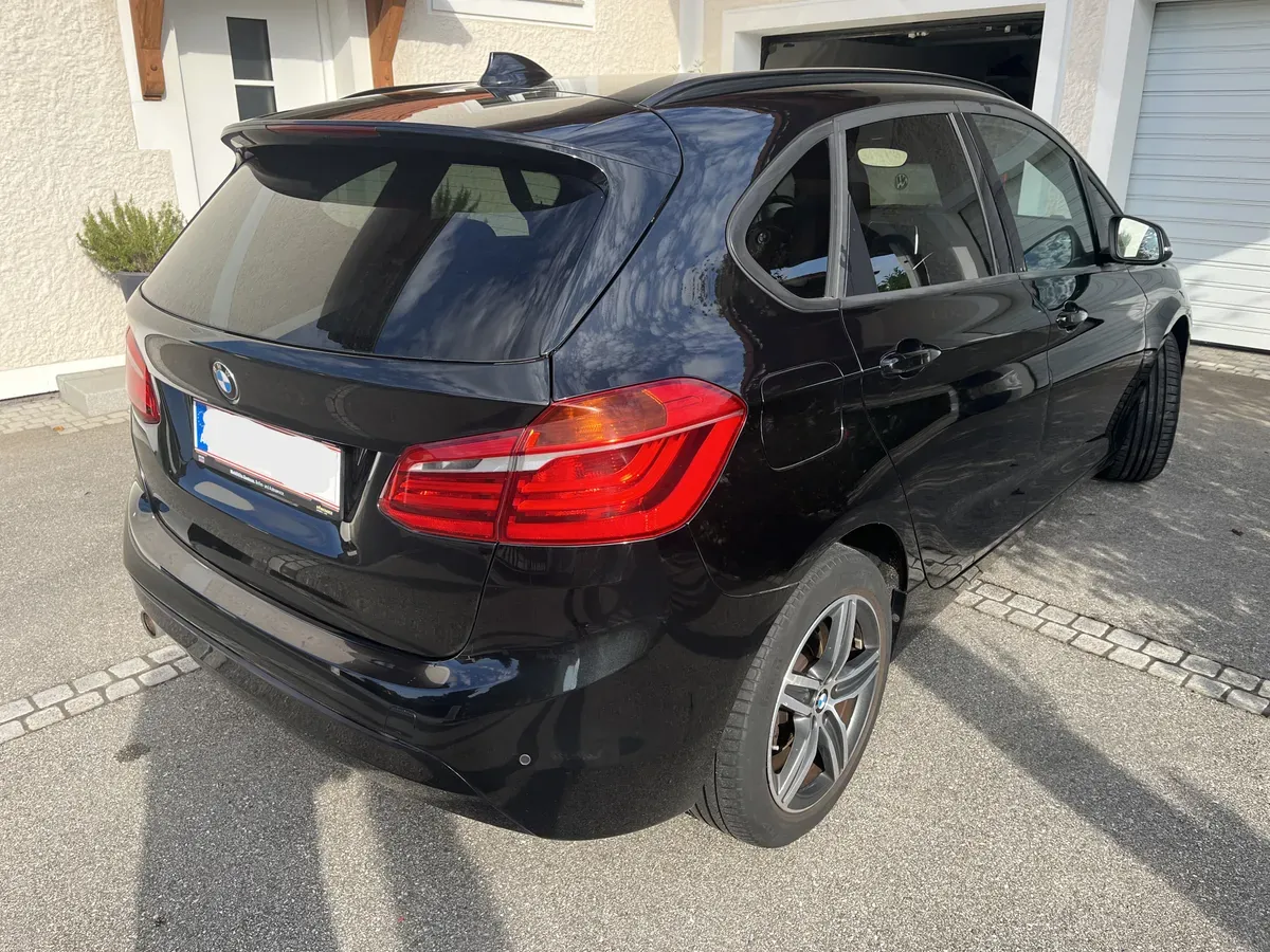 BMW 2 Series 2015 photo 2