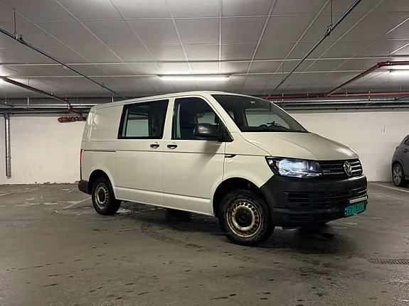 Volkswagen Transporter 2017 photo 2