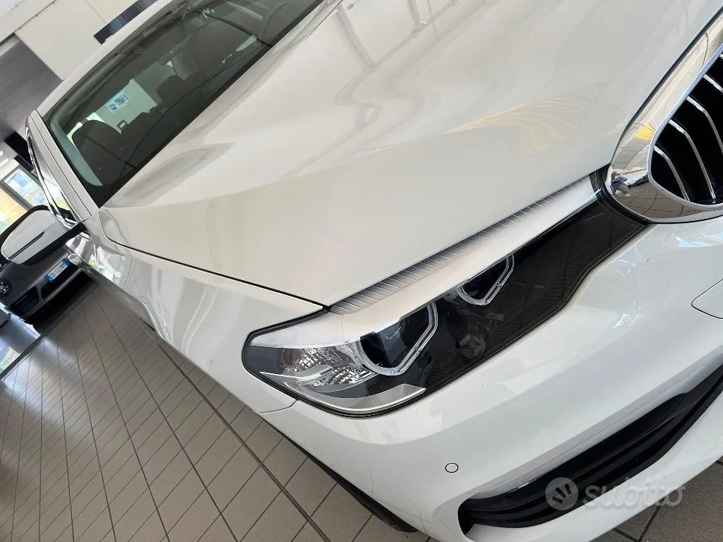 BMW 5 Series 2019 photo 4