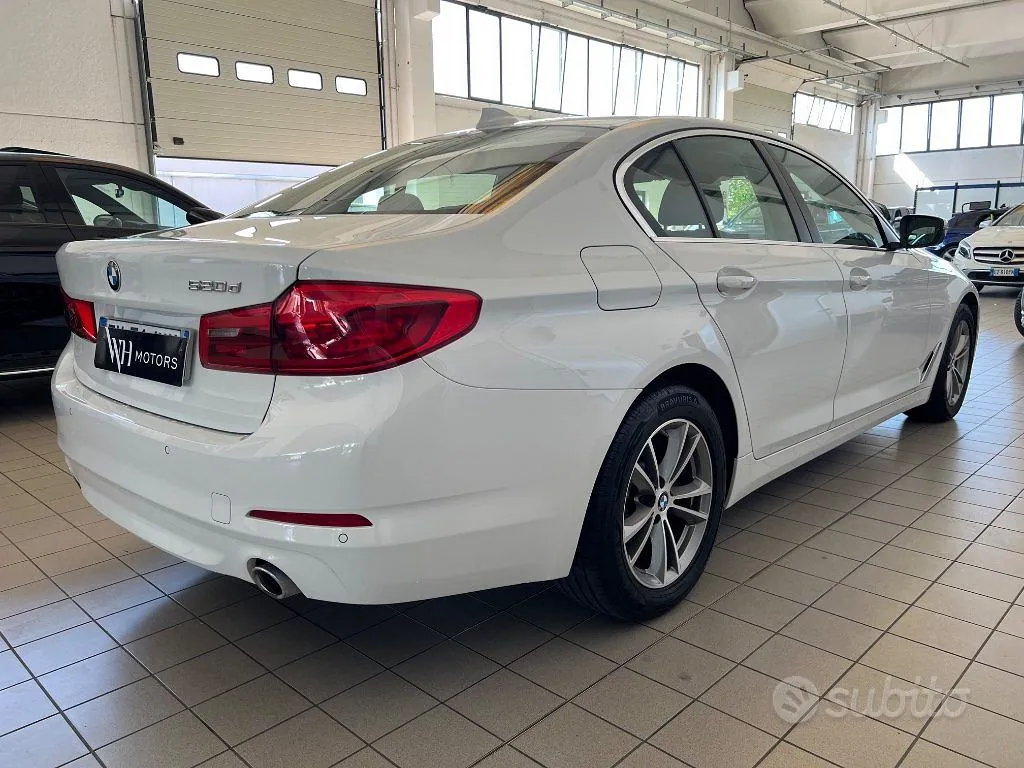 BMW 5 Series 2019 photo 5