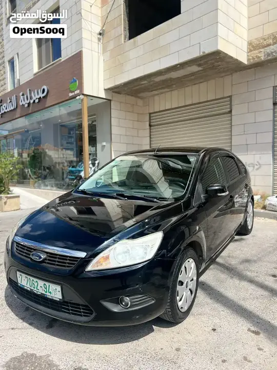 Ford Focus 2010 photo 2