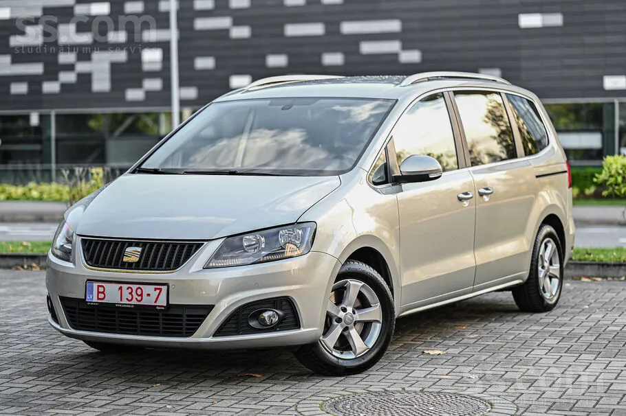 Seat Alhambra 2012 photo 2