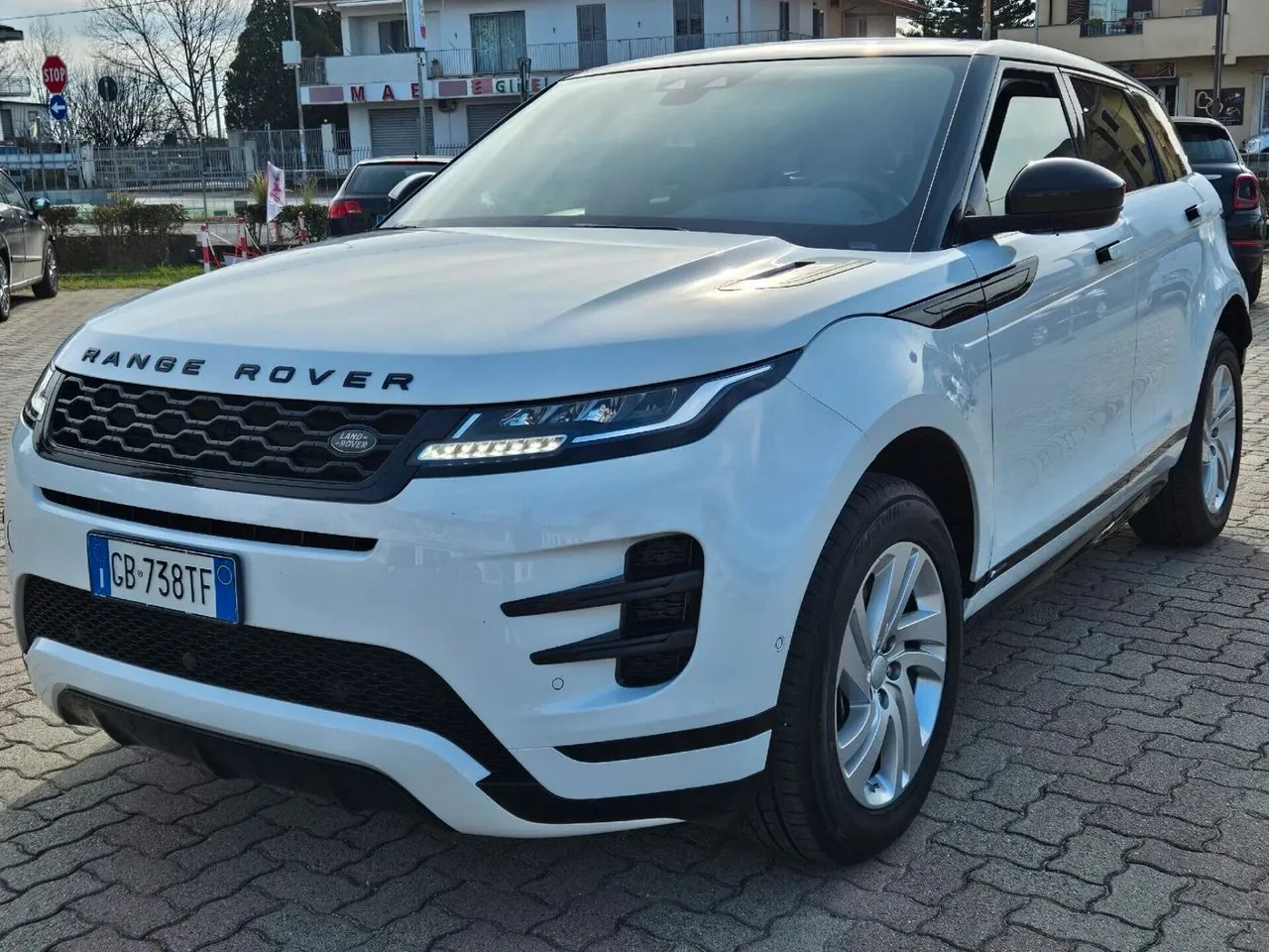 Land Rover Range Rover Evoque 2020 photo 3