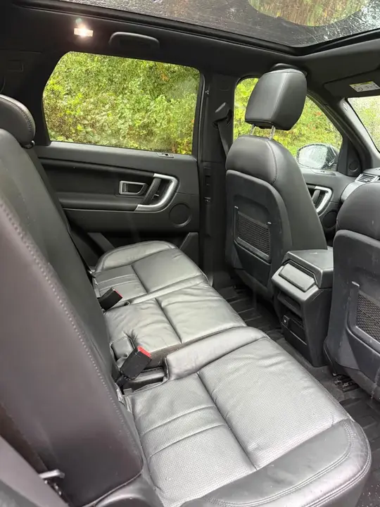 Land Rover Discovery Sport 2019 photo 4