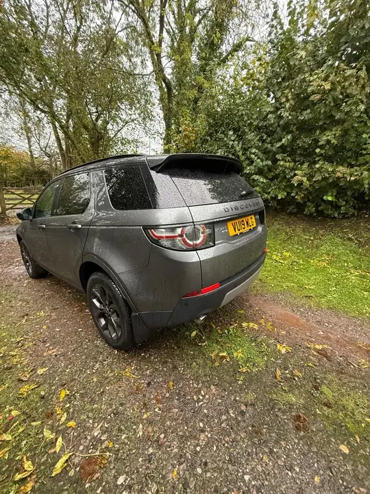 Land Rover Discovery Sport 2019 photo 3