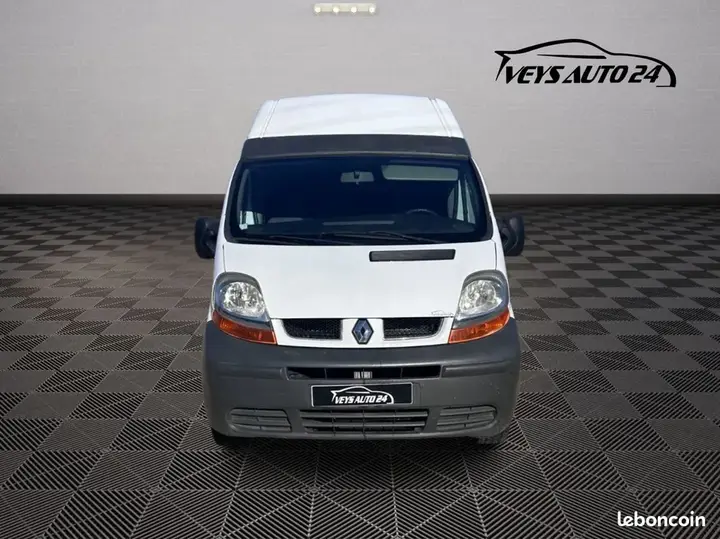 Renault Trafic 2005 photo 4