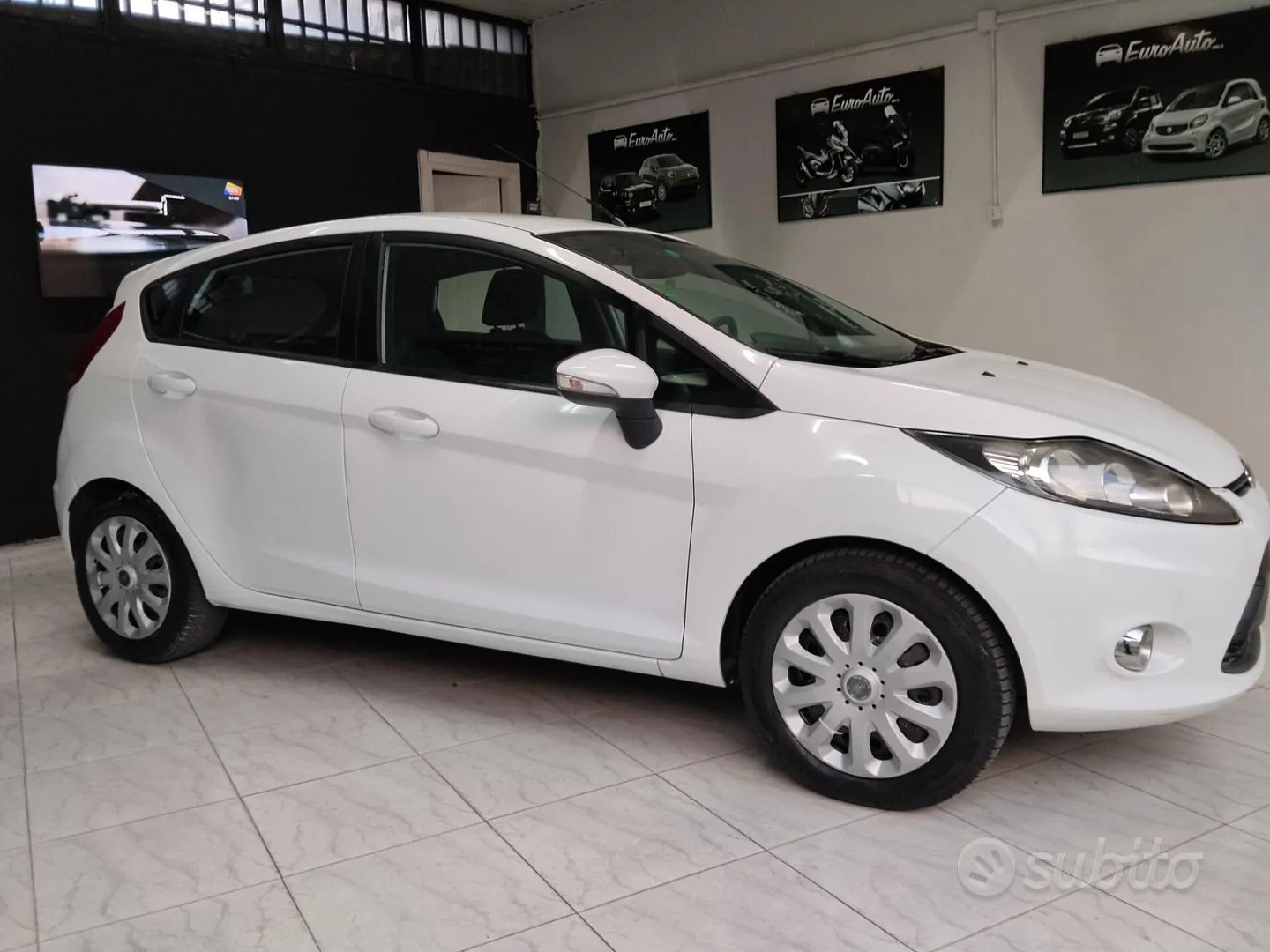 Ford Fiesta 2012 photo 3