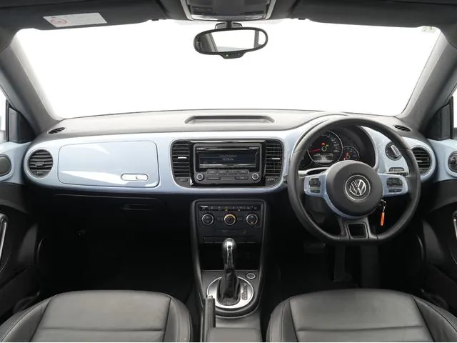 Volkswagen Beatle 2012 photo 5