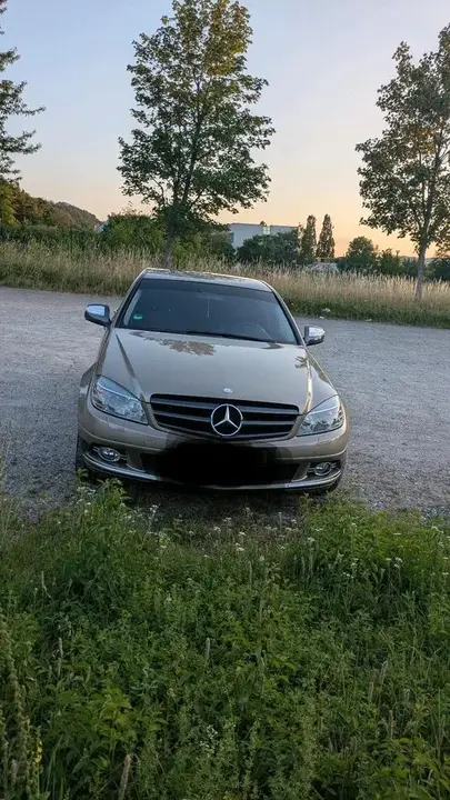 Mercedes-Benz C200