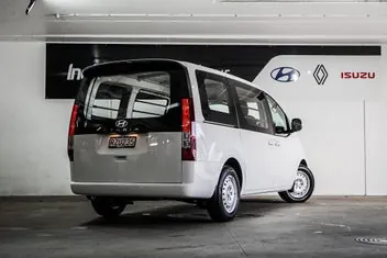 Hyundai Staria Load 2026 photo 4