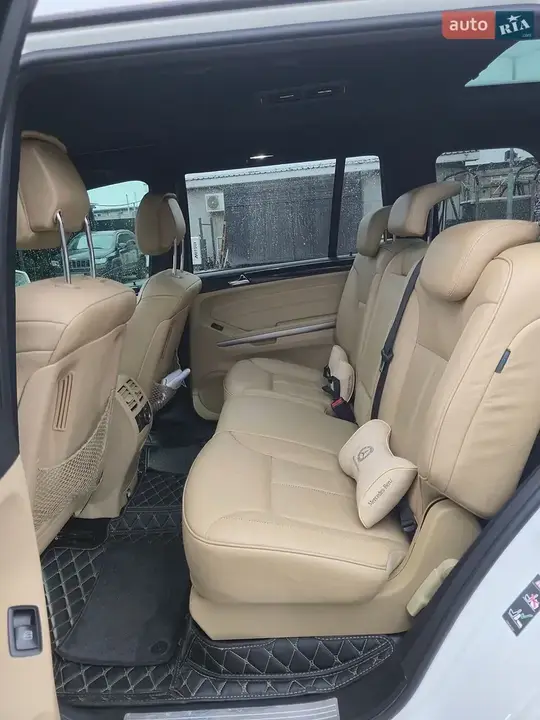 Mercedes-Benz Gl-Class 2011 photo 5