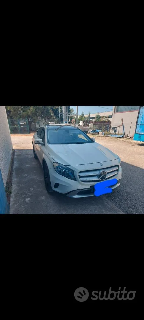 Mercedes-Benz Gla 2015 photo 2