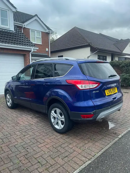 Ford Kuga 2015 photo 3
