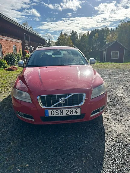 Volvo V70 2008 photo 2