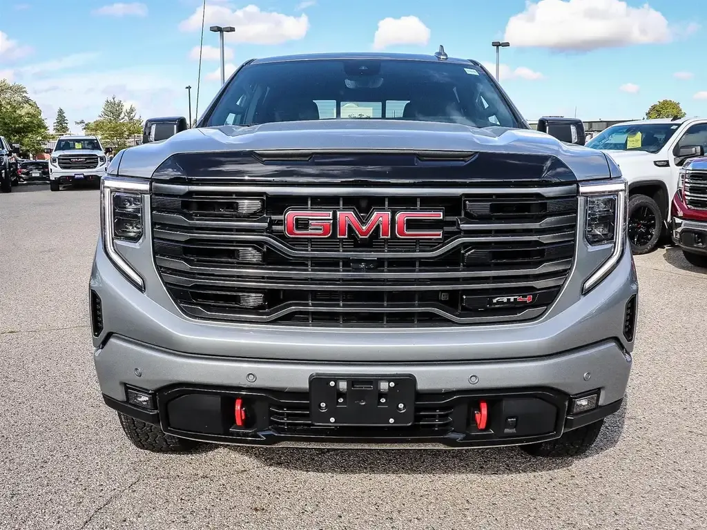 GMC Sierra 1500 2026 photo 2