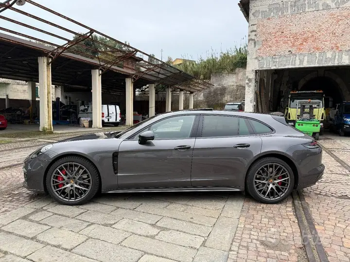 Porsche Panamera 2018 photo 4