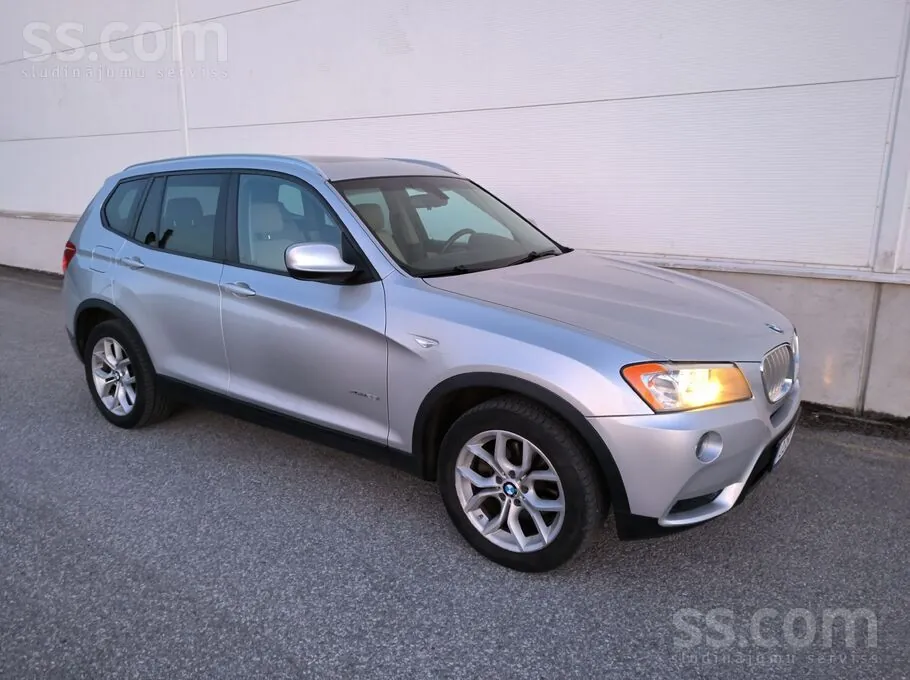 BMW X3 2013 photo 2