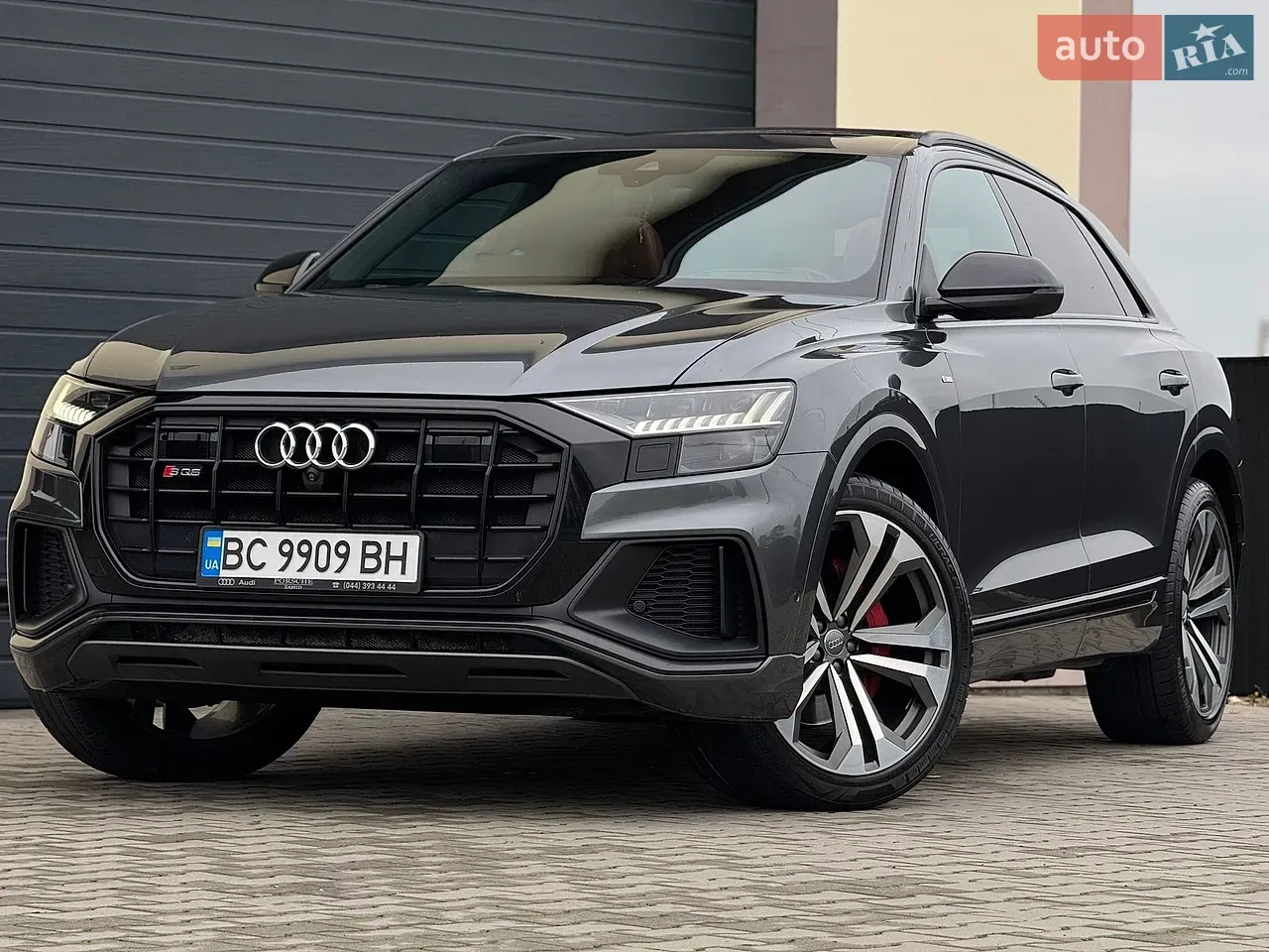 Audi Q8 2018 photo 5
