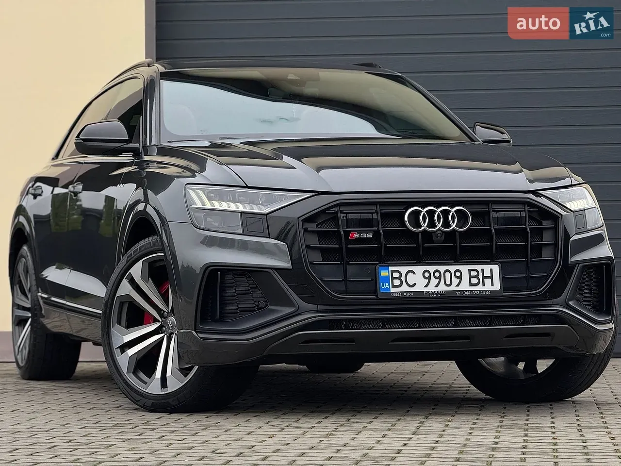 Audi Q8 2018 photo 2