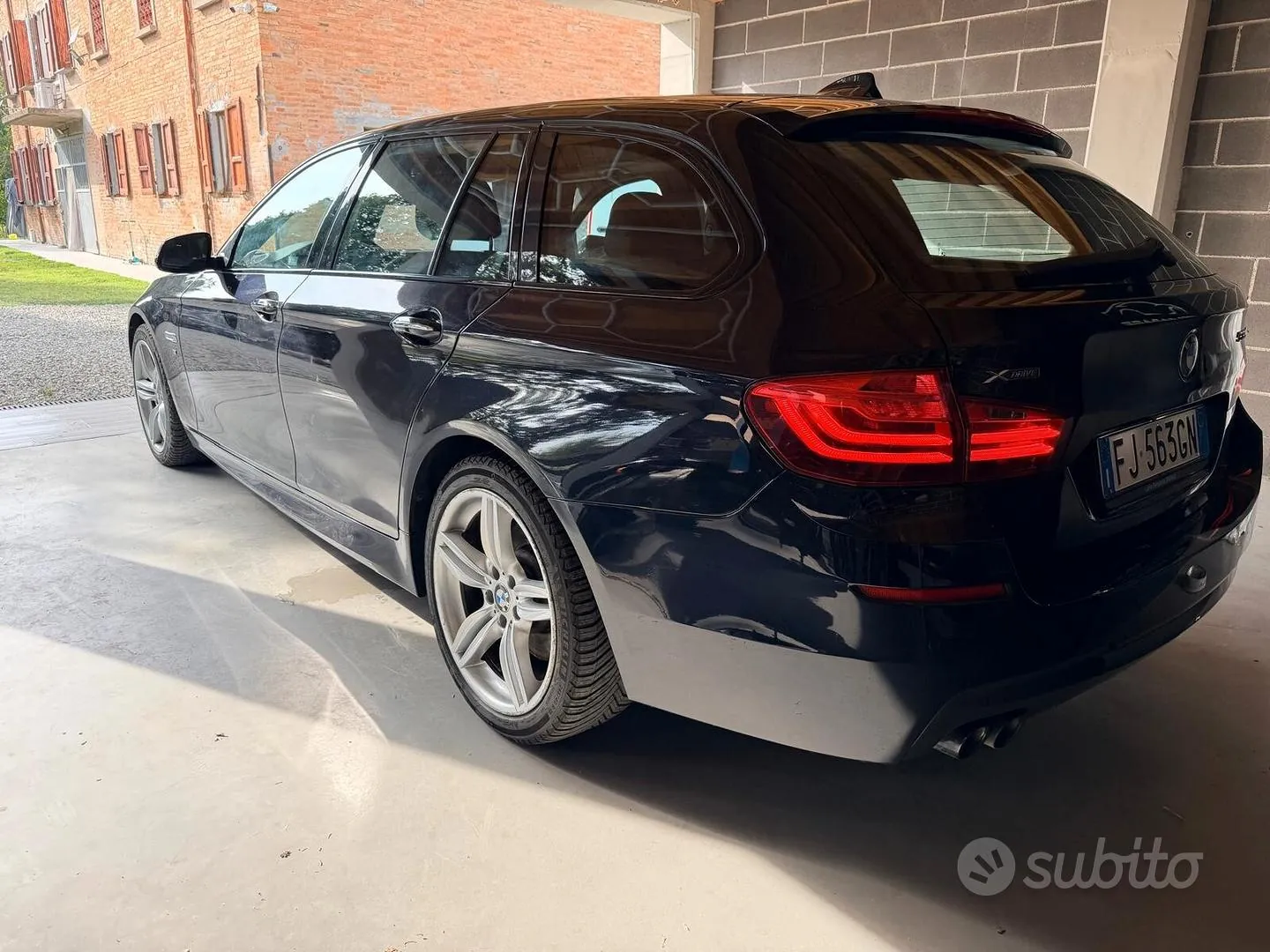 BMW 5 Series 2017 photo 3