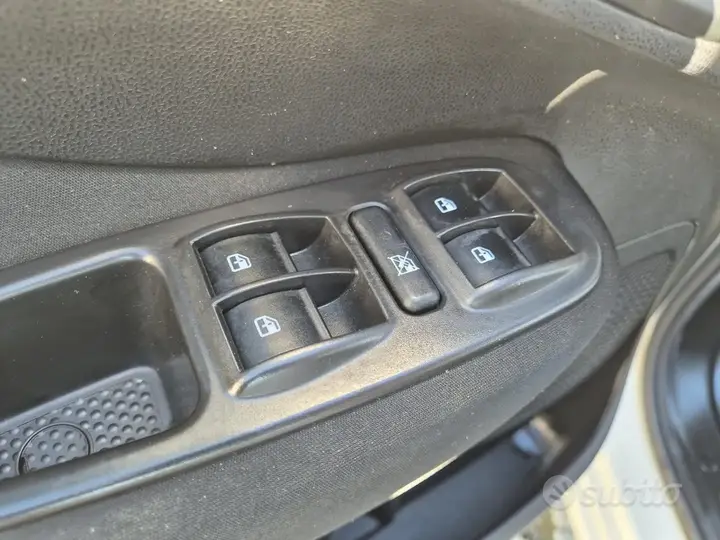 Fiat 500L 2015 photo 3