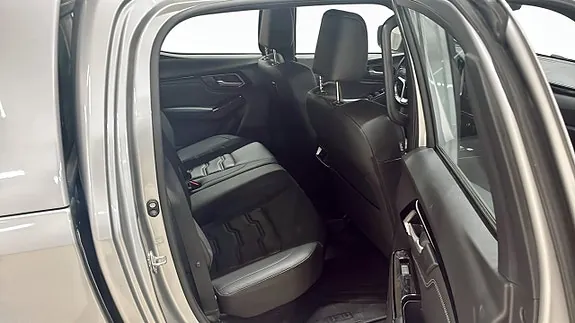 Isuzu D-Max 2024 photo 5