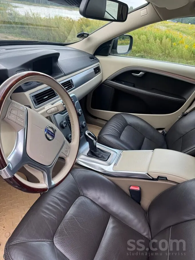 Volvo Xc 70 2013 photo 4