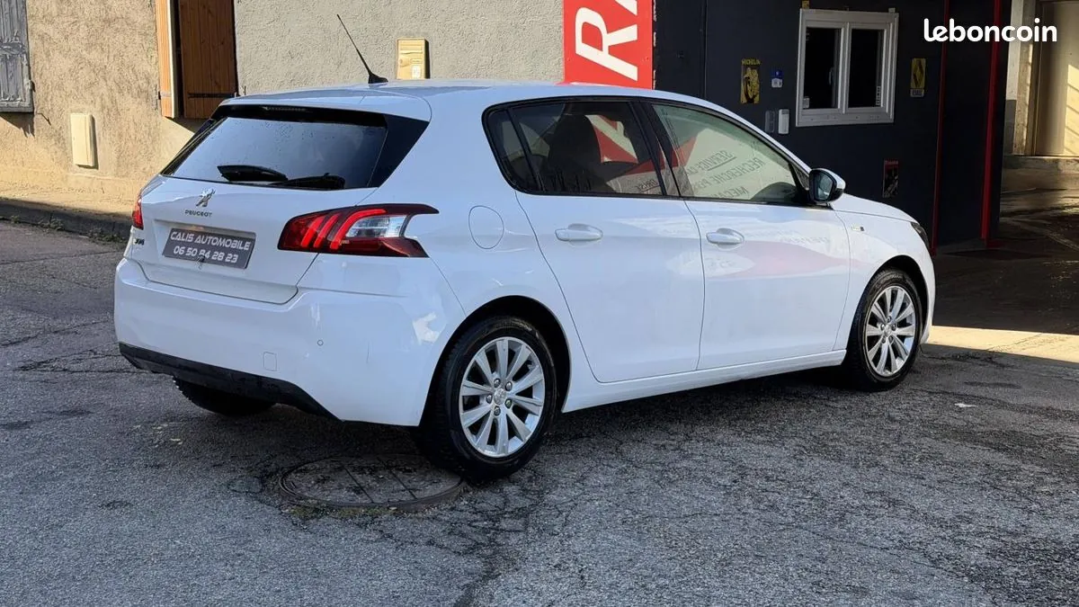 Peugeot 308 2017 photo 5