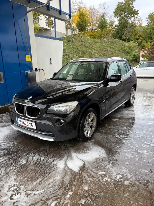 BMW X1 2011 photo 2
