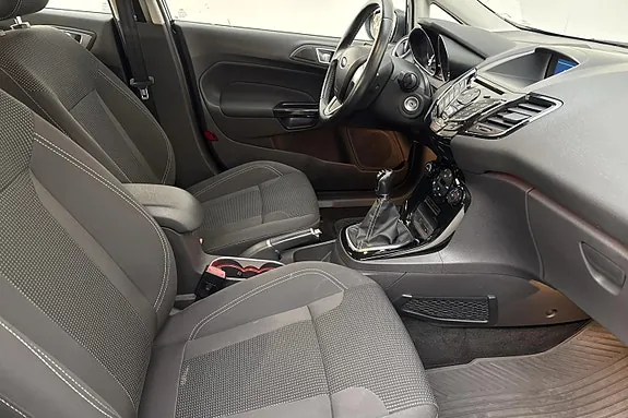 Ford Fiesta 2016 photo 4