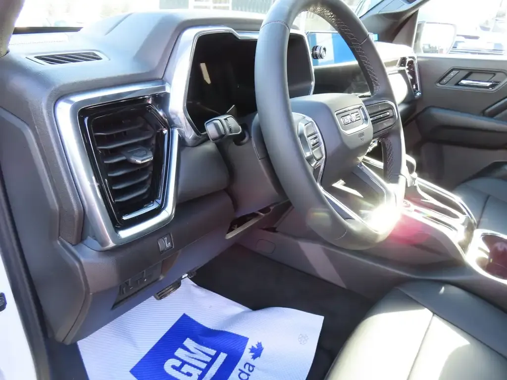 GMC Canyon 2026 photo 5