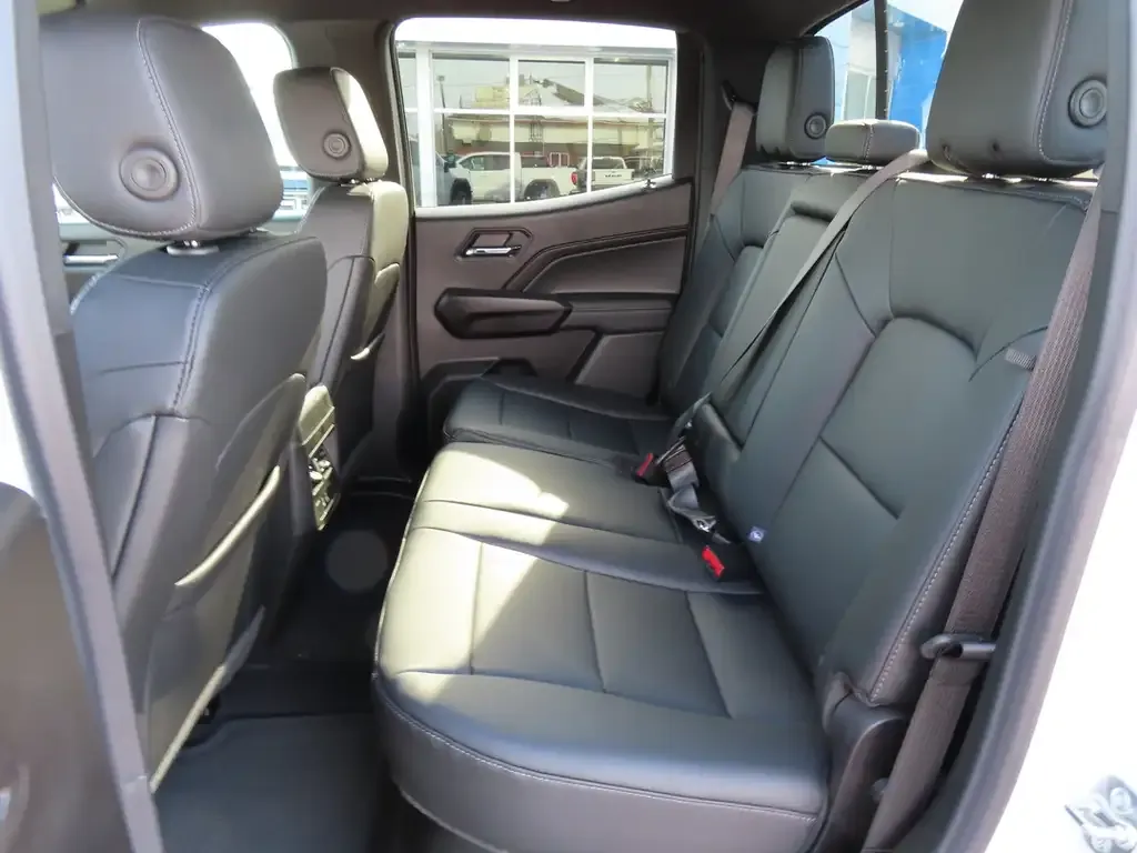 GMC Canyon 2026 photo 4