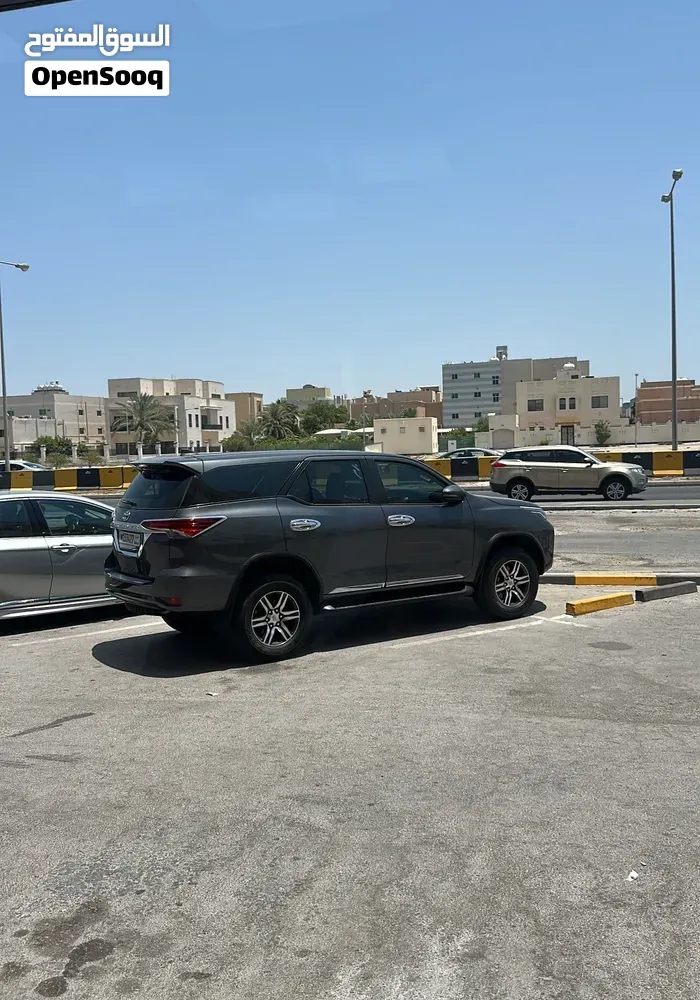 Toyota Fortuner 2024 photo 2