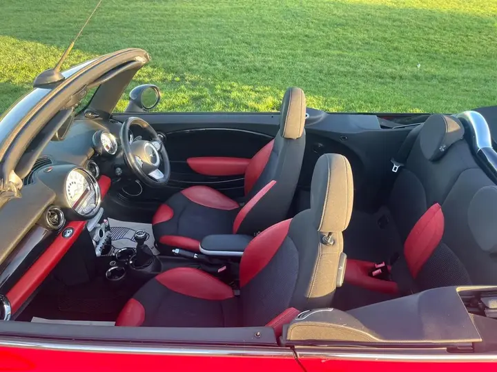 Mini Convertible 2009 photo 2
