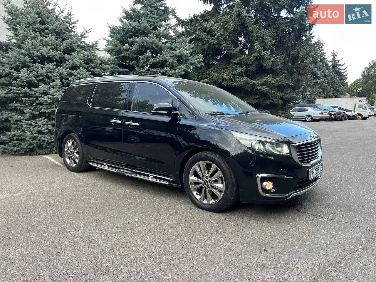 Kia Carnival 2015 photo 5