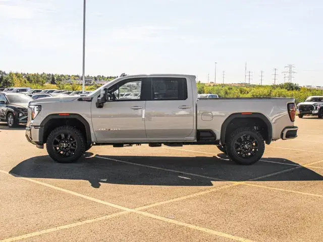 GMC Sierra 3500Hd 2026 photo 5