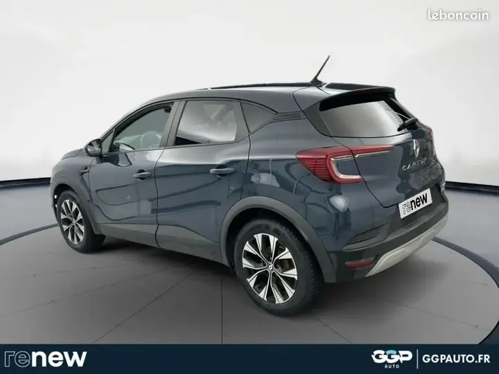 Renault Captur 2023 photo 3