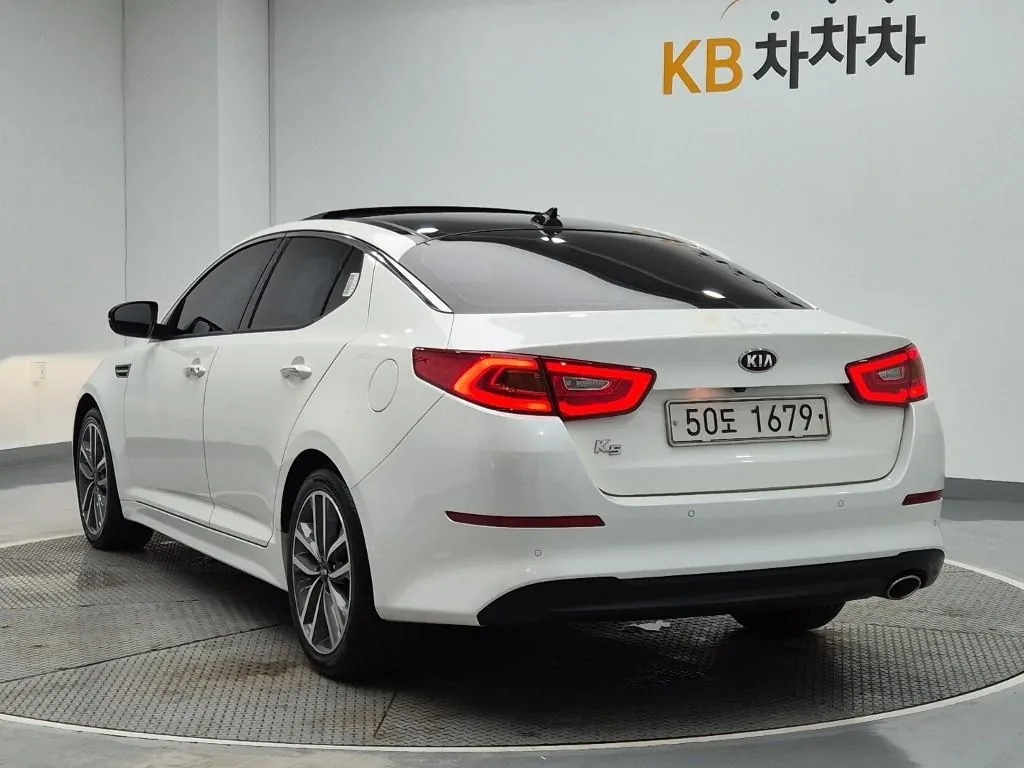Kia K5 2014 photo 2