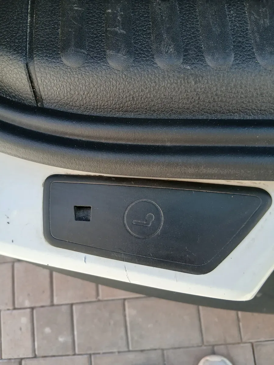 Volkswagen Tiguan 2012 photo 3