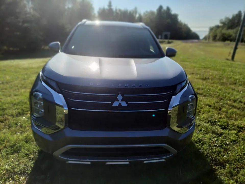 Mitsubishi Outlander 2022 photo 5