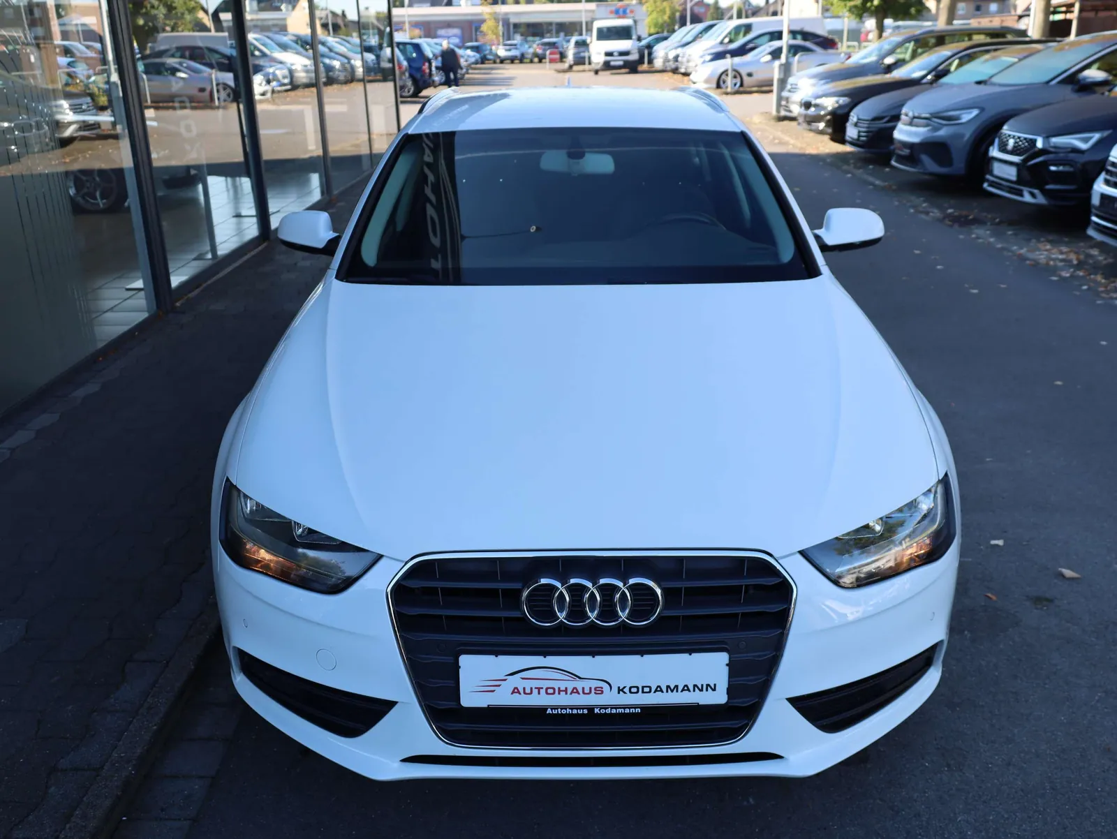 Audi A4 2015 photo 3