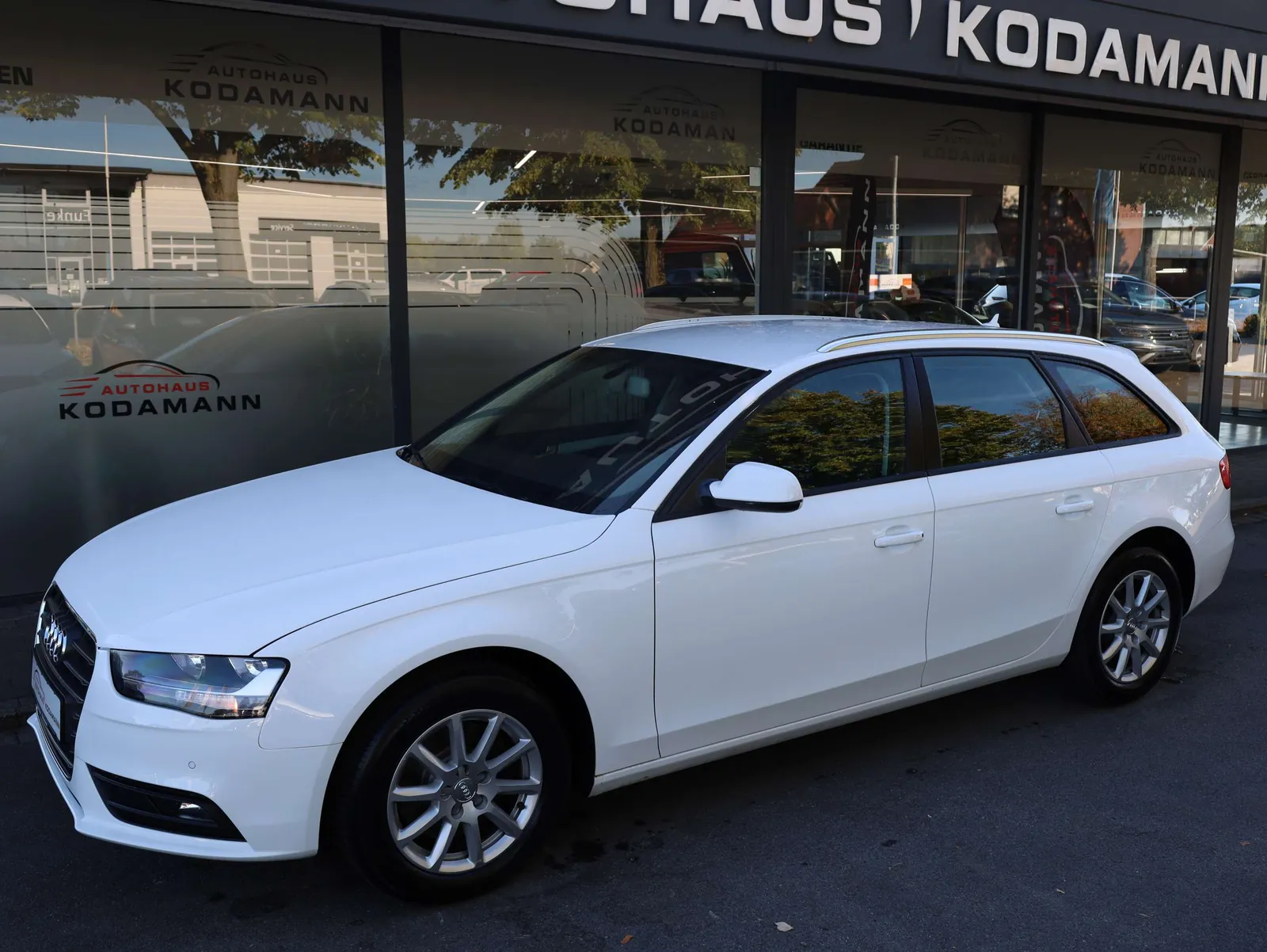 Audi A4 2015 photo 5