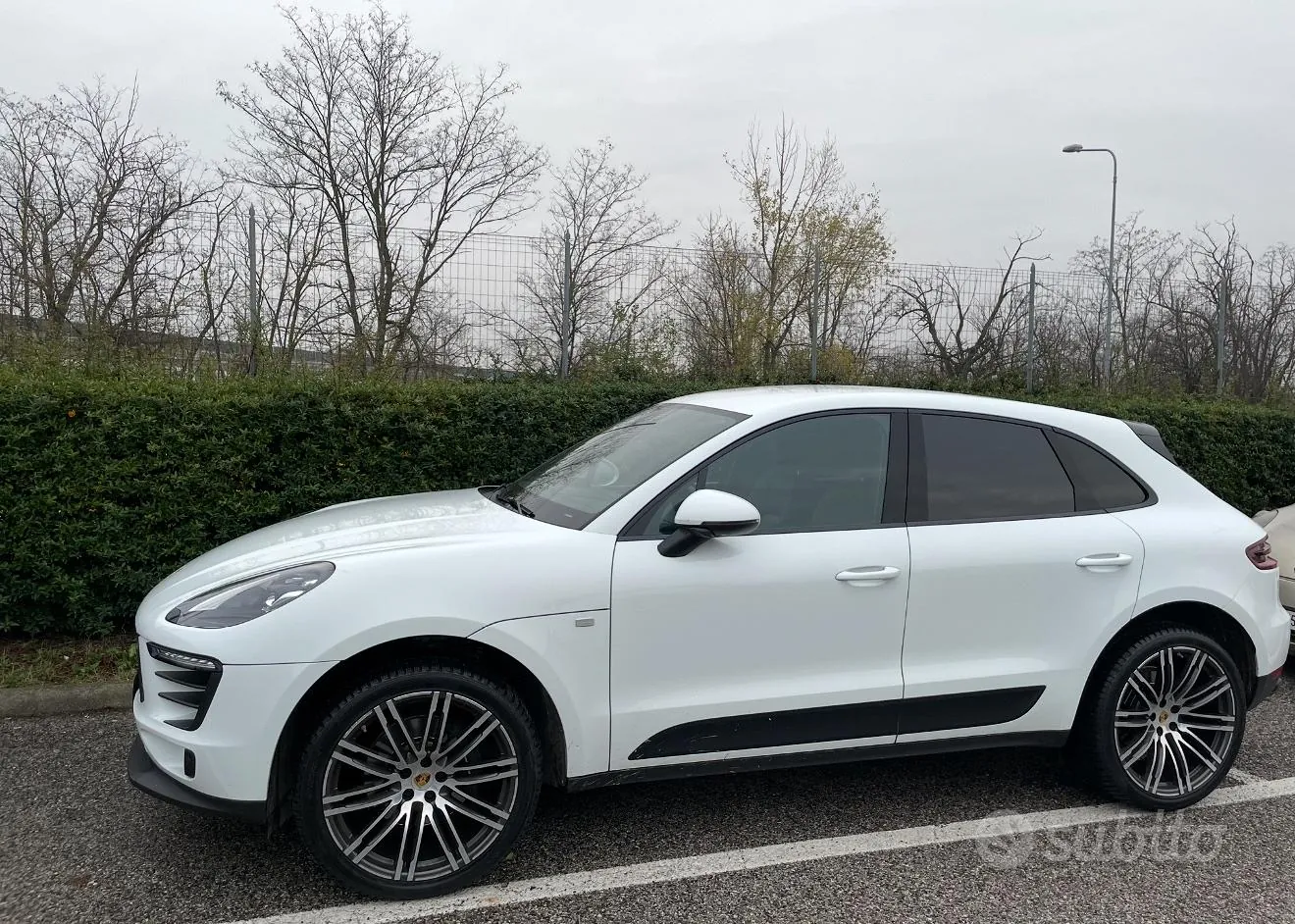 Porsche Macan 2018 photo 2