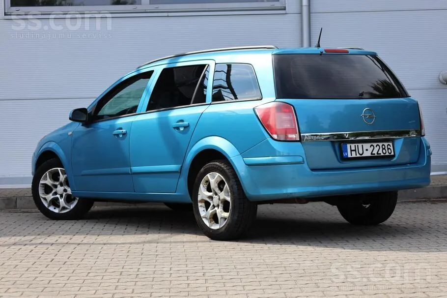 Opel Astra 2005 photo 3