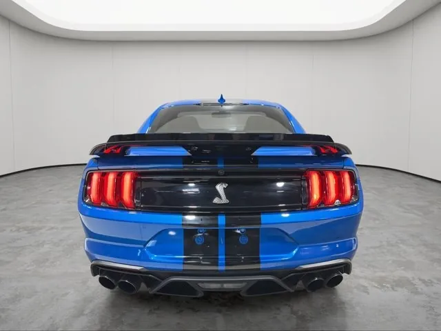 Ford Mustang 2021 photo 4